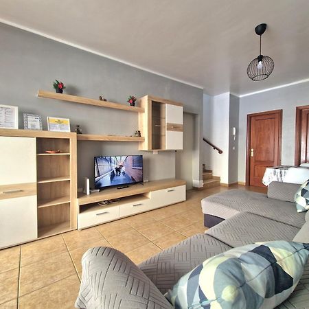 Spacious Independent Chalet Next The Airport - Sea San Isidro  Ngoại thất bức ảnh